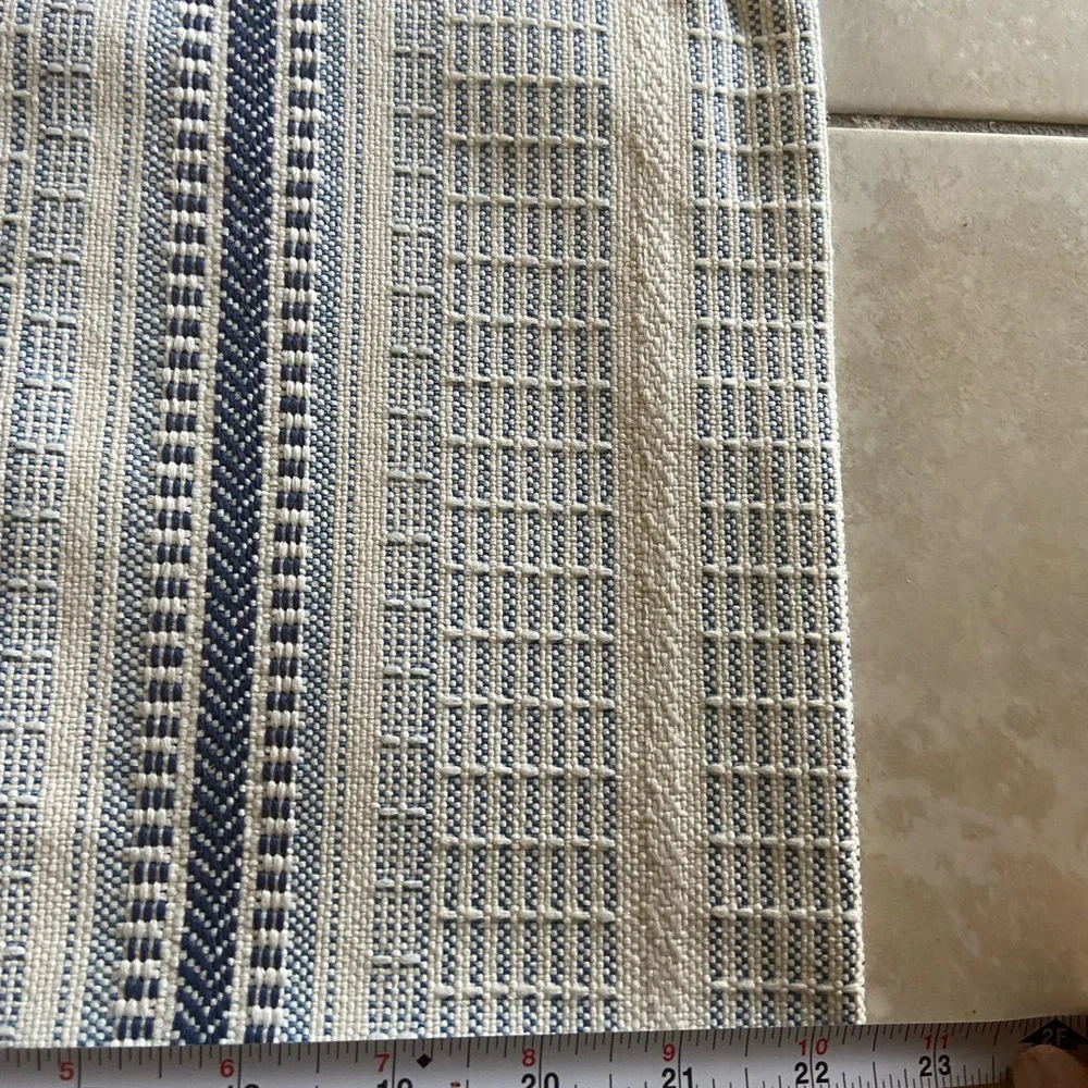 Set of 4 pillowcases size 23x23 new no tag, zipper, blue/off white stripes